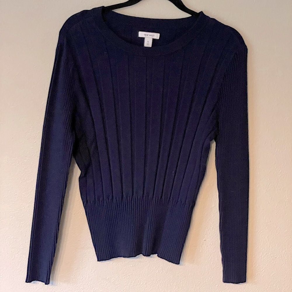 Nine West Long Sleeve Fitted Women’s Sweater. Size XL.